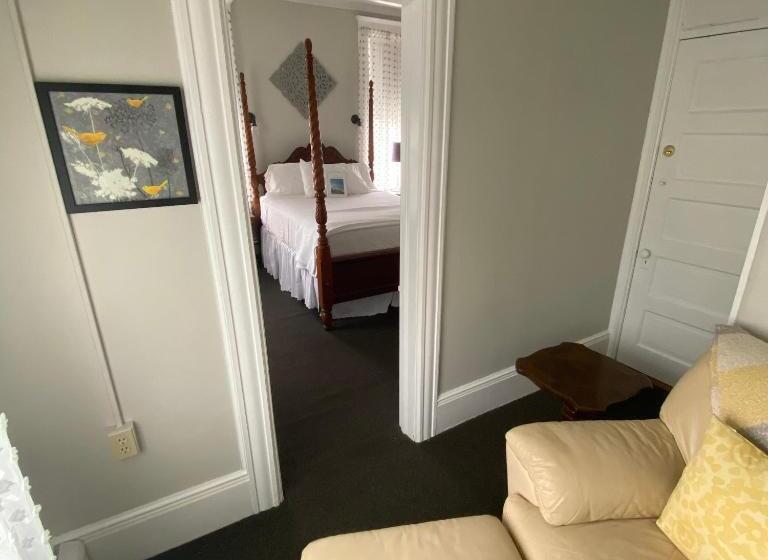 Номер Deluxe, The Ocean House
