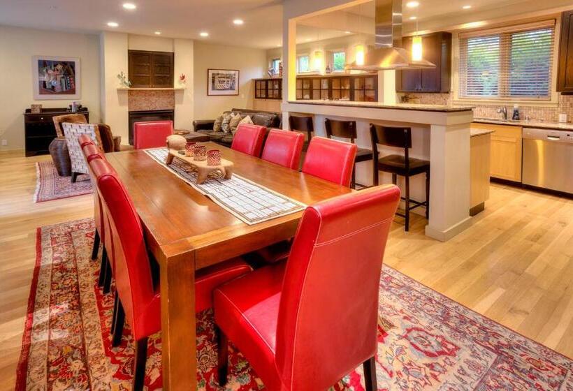 복층 룸, The Eagle Harbor Inn