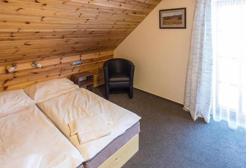 Люкс 2 Спальни, Ea Horský Hotel Hájenka