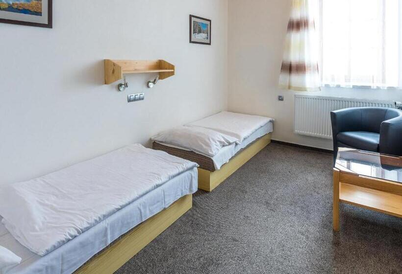 Люкс 2 Спальни, Ea Horský Hotel Hájenka