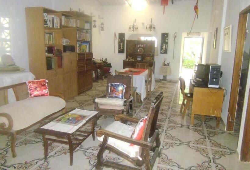 Номер Стандарт, Hostal Santa Clara