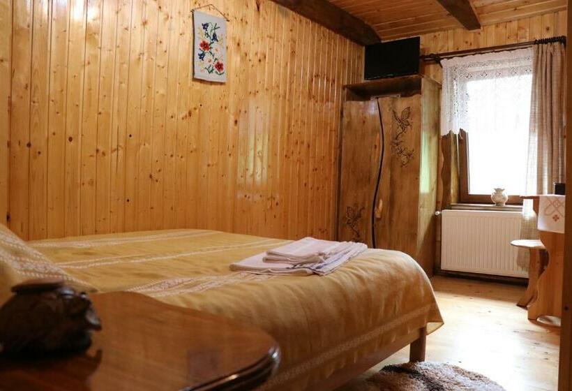 Номер Стандарт, Casa Bunicii