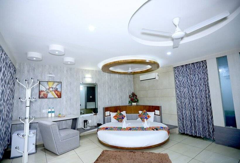 Люкс, Darshan Naroda