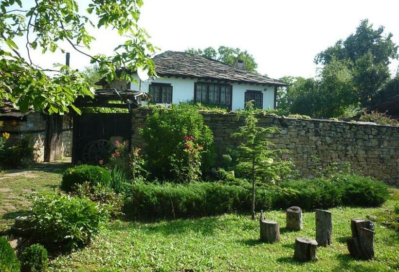 스탠다드 트리플 룸, Guesthouse Peyna