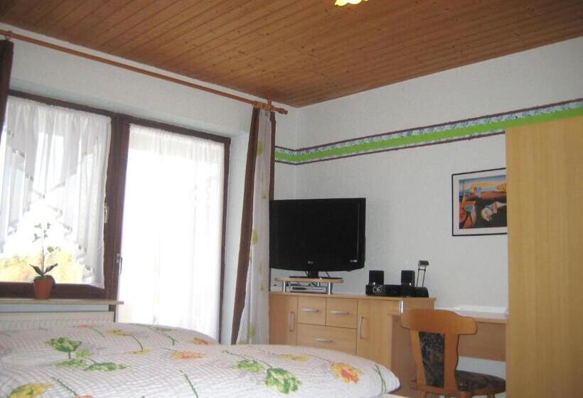 Семейный Номер, Landhaus Erna