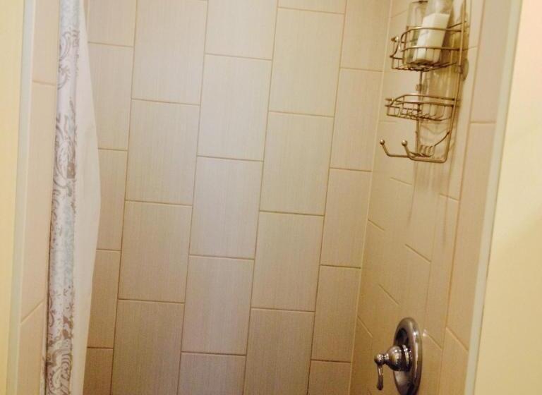 Номер Стандарт, Auberge Old Chelsea