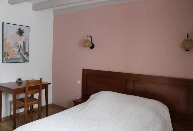 Family Suite, Etchoinia