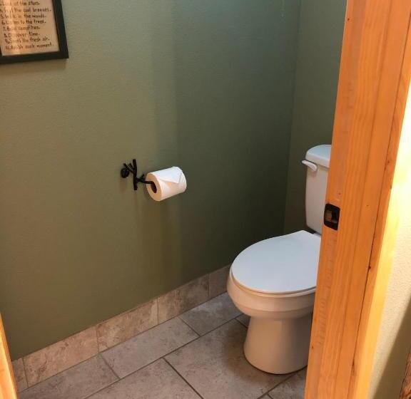 Дом 1 Спальня, Summit Lake Lodge