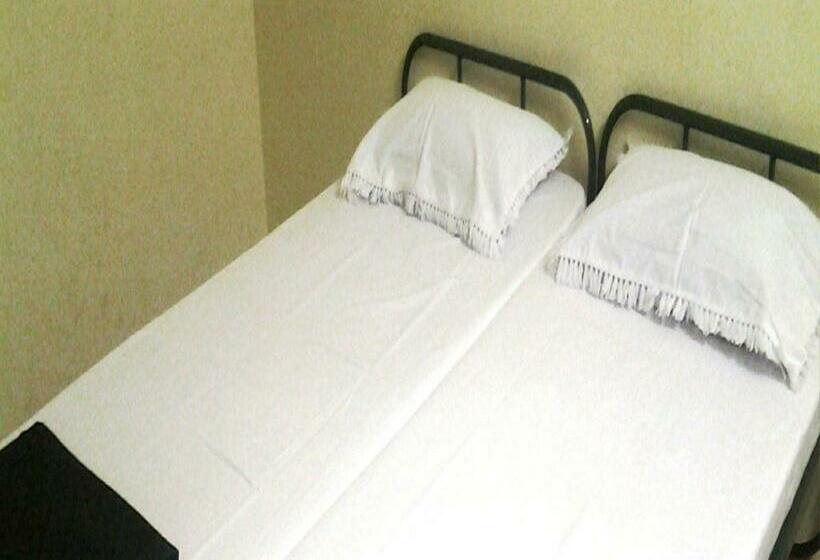 豪华房间, Bssk Comforts Inn