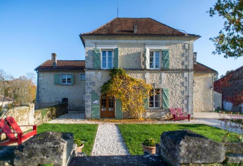 Стандартный Номер Кровать Кинг, Les Deux Abbesses En Vert | La Grande Maison B&b