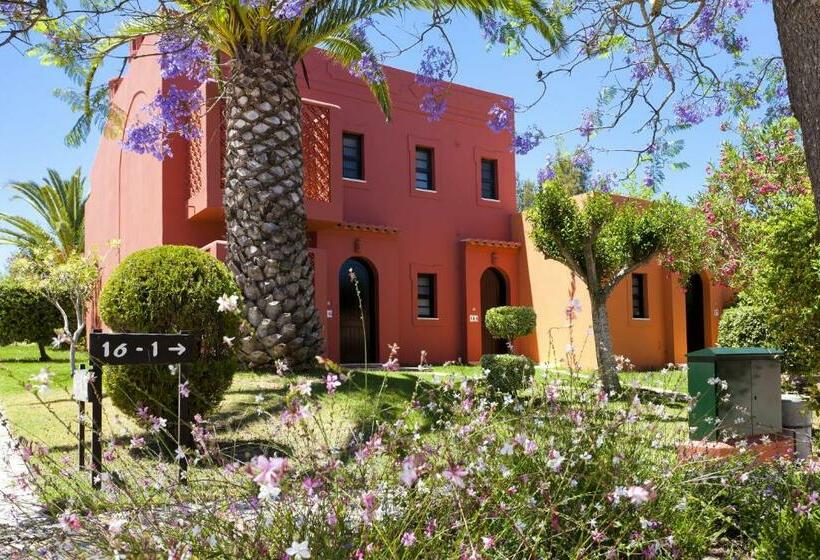 Апартаменты 1 Спальня, Colina Village
