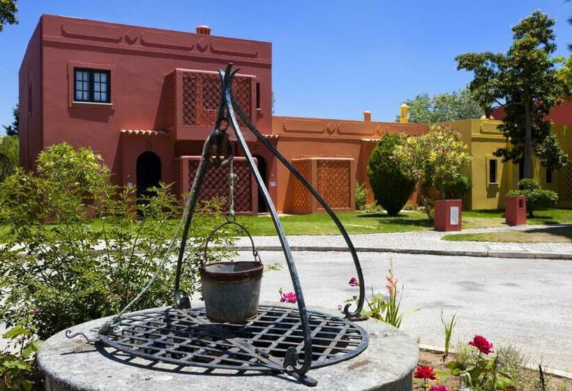 Апартаменты 2 Спальни, Colina Village