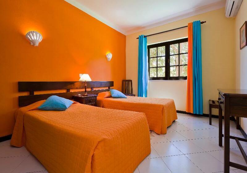 Апартаменты 3 Спальни, Colina Village