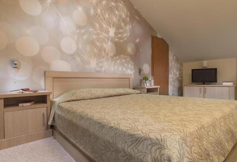 آپارتمان 2 خوابه, Apartments Malina