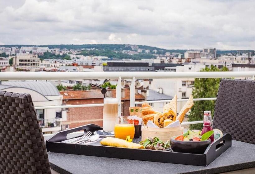 Premium room with terrace, Radisson Blu Hotel, Paris Boulogne