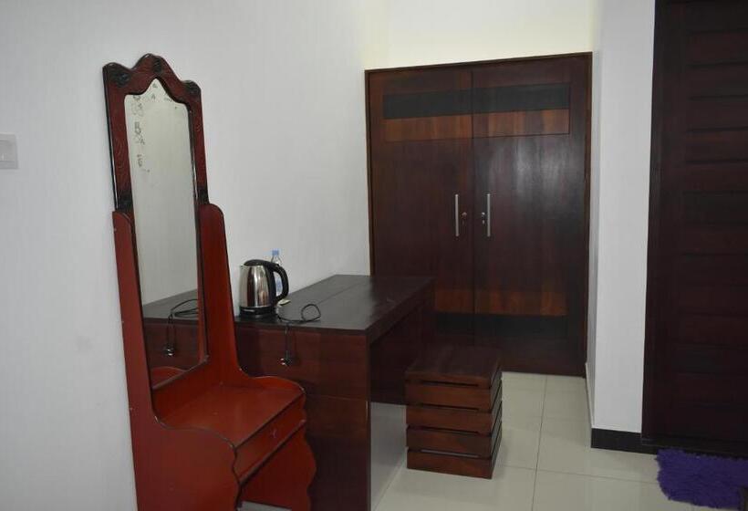 Номер Deluxe, Capital Resort Inn