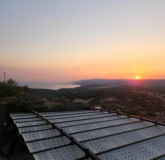수피리어 룸, Assos Sunset Boutique