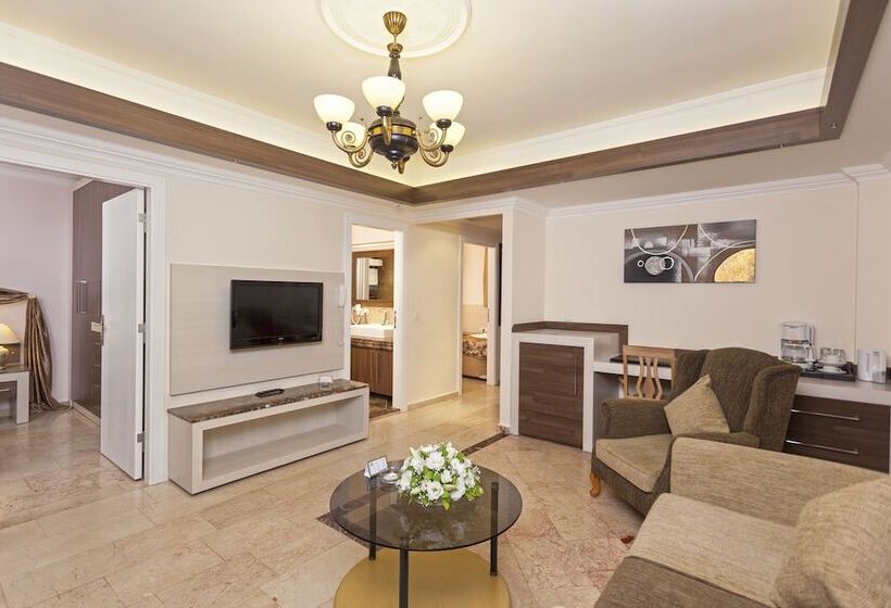 Семейный Номер, Club Paradiso Hotel & Resort