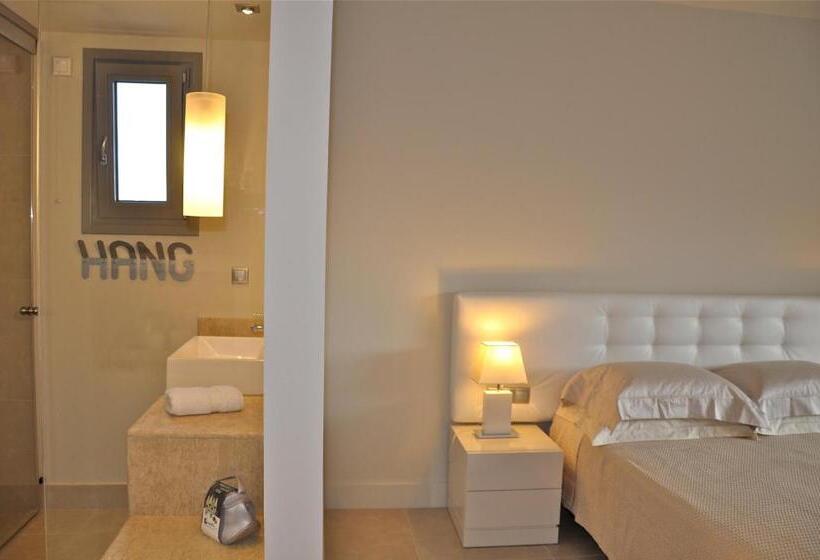 اتاق لوکس با چشم‌انداز استخر, Ino Hotel & Suites