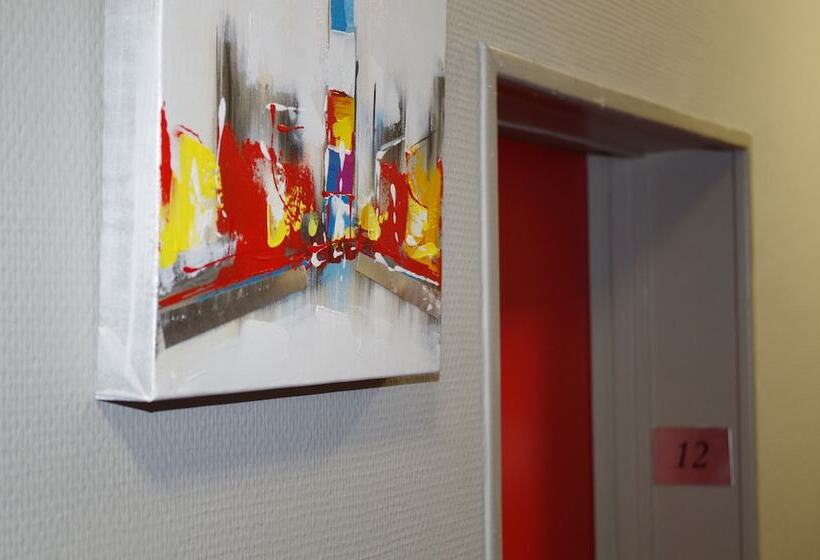 Номер Superior, The Originals City, Hôtel Le Savoy, Caen