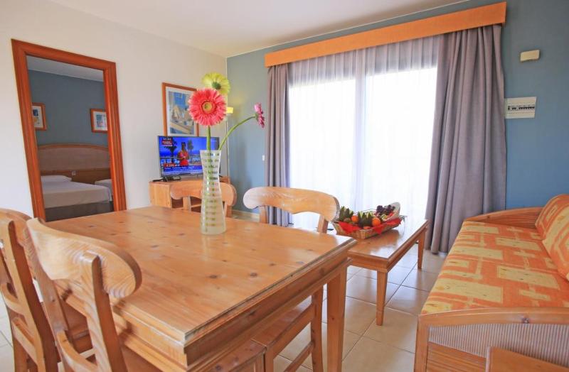Apartamento 1 Dormitório Vista Piscina, O7 Aloe Corralejo