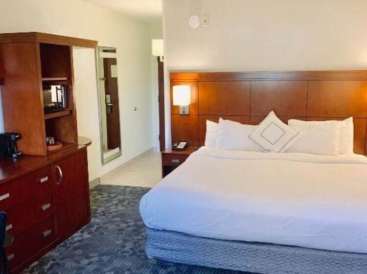 Habitación Estándar Cama Matrimonio, Courtyard By Marriott Myrtle Beach Barefoot Landing