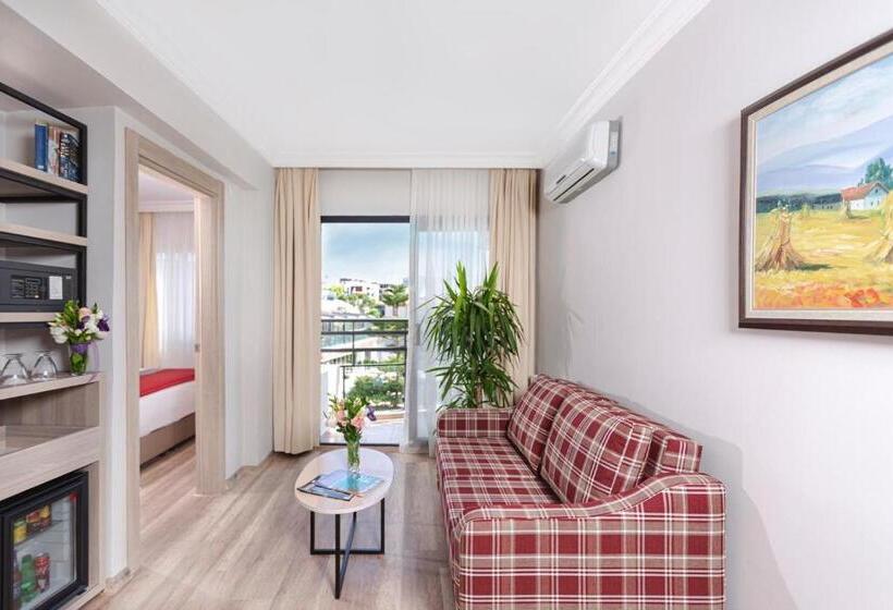 Полулюкс Вид на Бассейн, Pırıl Hotel Thermal&beauty Spa