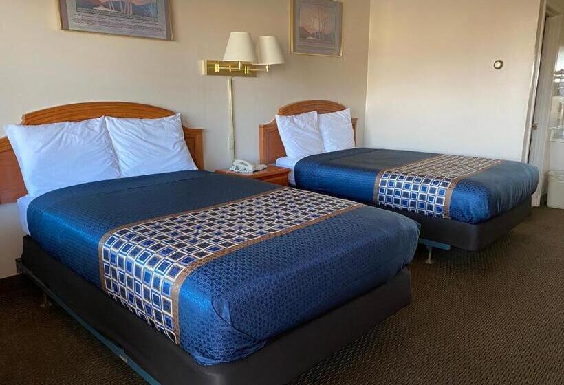 Номер Стандарт 2 Двуспальные Кровати, Parkview Motel