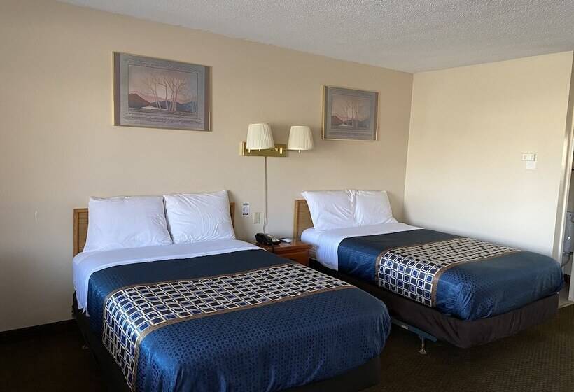 Номер Стандарт 2 Двуспальные Кровати, Parkview Motel