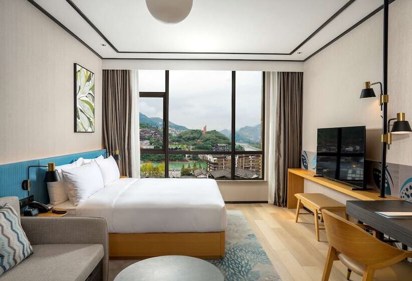 اتاق استاندارد با تخت دوبل, Hilton Garden Inn Guizhou Maotai Town