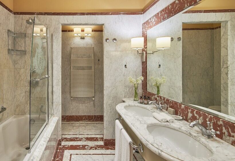 Номер Deluxe, Bagni Di Pisa Palace & Thermal Spa   The Leading Hotels Of The World