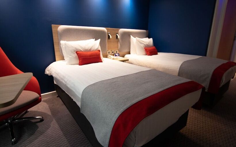 اتاق استاندارد, Holiday Inn Express London Stansted Airport, An Ihg