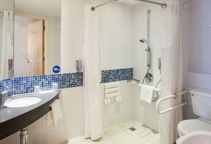 اتاق استاندارد, Holiday Inn Express London Stansted Airport, An Ihg