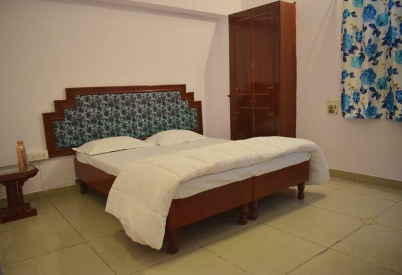 اتاق لوکس, Backpackers Villa
