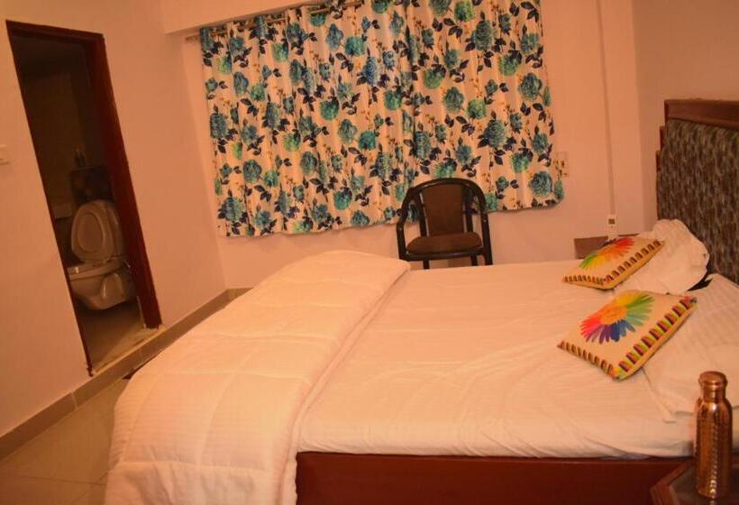 اتاق لوکس, Backpackers Villa