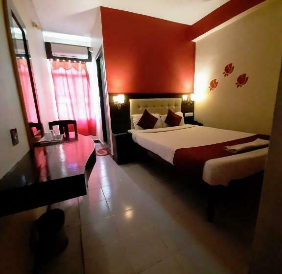 이코노미 룸, Ravi Krishna Inn