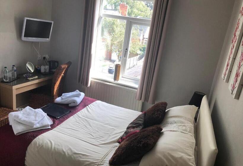 Номер Стандарт, Carlton Guest House