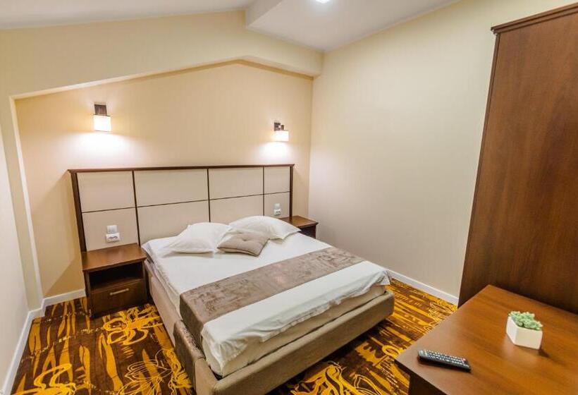 발코니가 있는 스위트, Hostel Parc