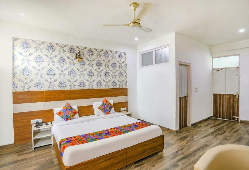 Номер Deluxe, Fabhotel Aravali Suites