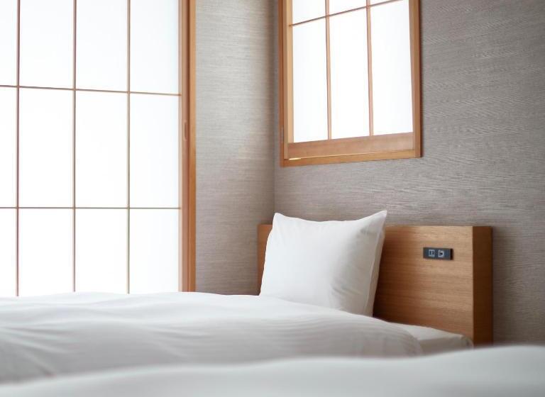 Номер Deluxe, Kamakura