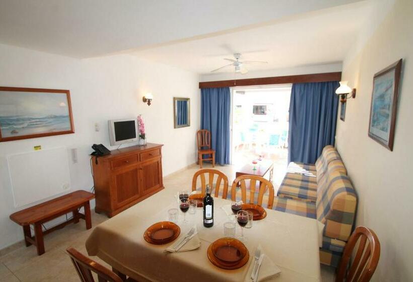 带2个卧室的公寓, Apartaments Talayot