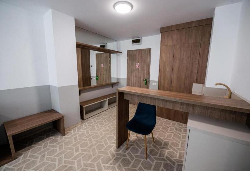 סוויטה עם מרפסת, Clas Mamaia Nord