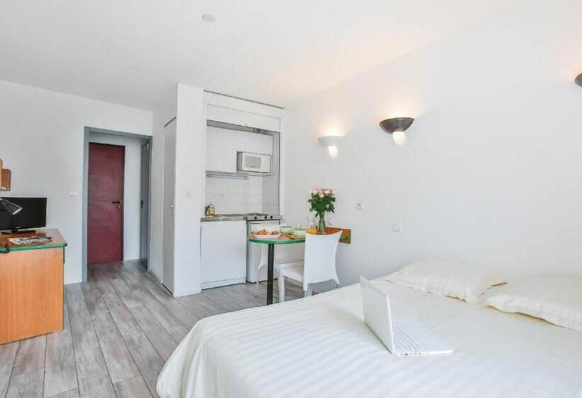 스탠다드 스튜디오, Hôtel Et Résidence Les Lauréades Clermont Ferrand Centre Jaude