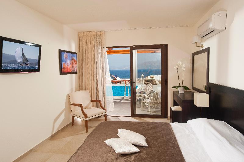 Люкс с Бассейном, Miramare Resort & Spa