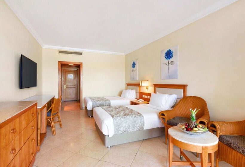 اتاق سوپریور با چشم‌انداز استخر, Pickalbatros Royal Grand Sharm  Adults Friendly 16 Years Plus