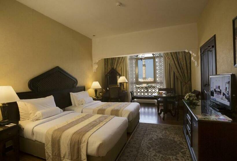 Классический Номер, Arabian Courtyard Hotel & Spa