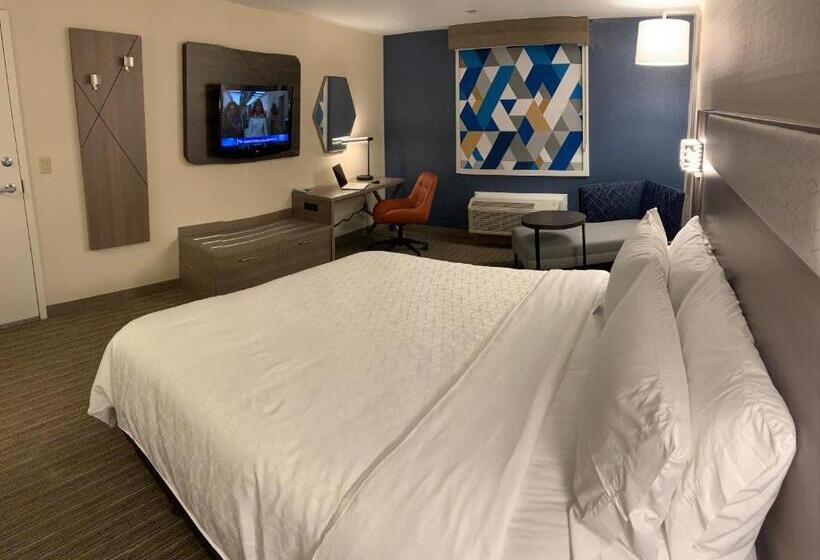 Номер Стандарт Кровать Кинг Адаптированный для Инвалидов, Holiday Inn Express Hotel & Suites Hermosa Beach, An Ihg