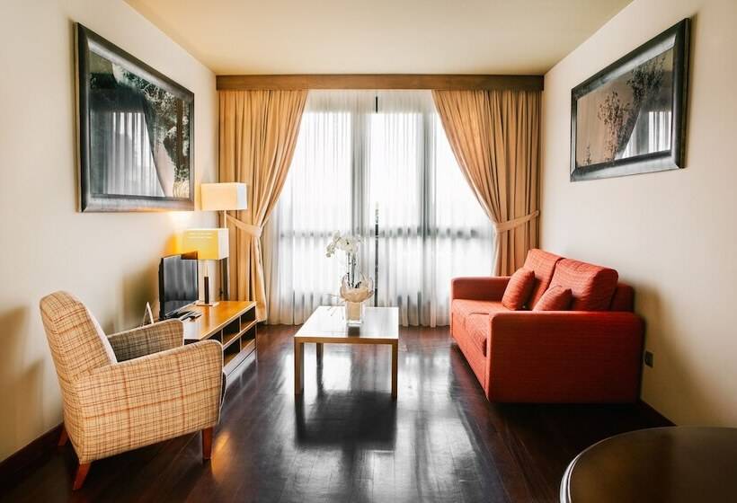 주니어 스위트, Hosteria De Torazo Nature Hotel & Spa