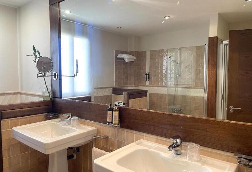 수피리어 자쿠지 룸, Hosteria De Torazo Nature Hotel & Spa