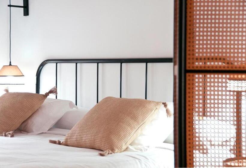 Люкс Вид на Горы, Cases Noves   Boutique Accommodation   Adults Only